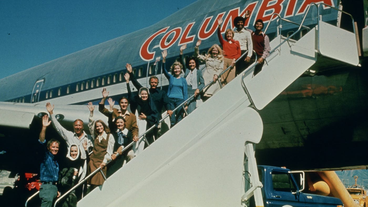 What type of plane is used in "Airport 1975"?